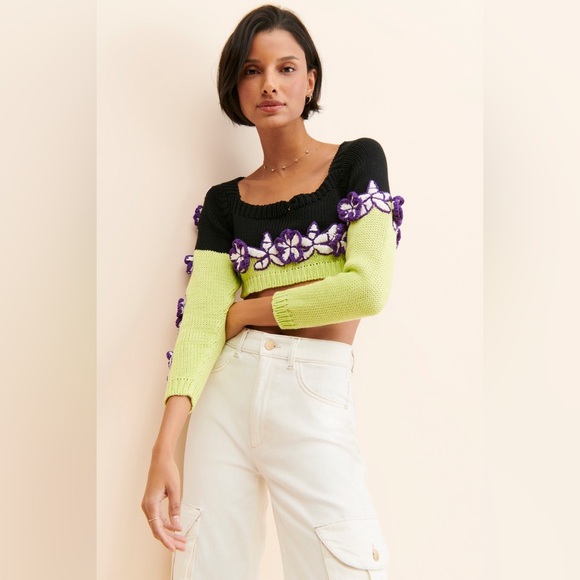 Anthropologie Tops - Anthropologie Mandinga Rose Crop Top Black and Green Size Medium